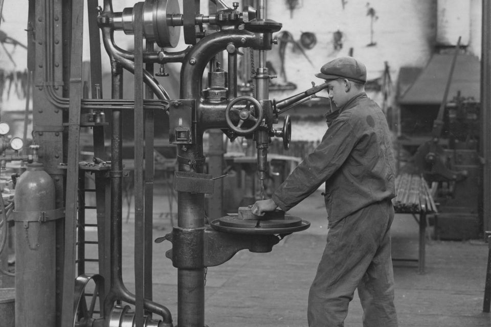 Kantmaschine | Helmut Schlachter GmbH